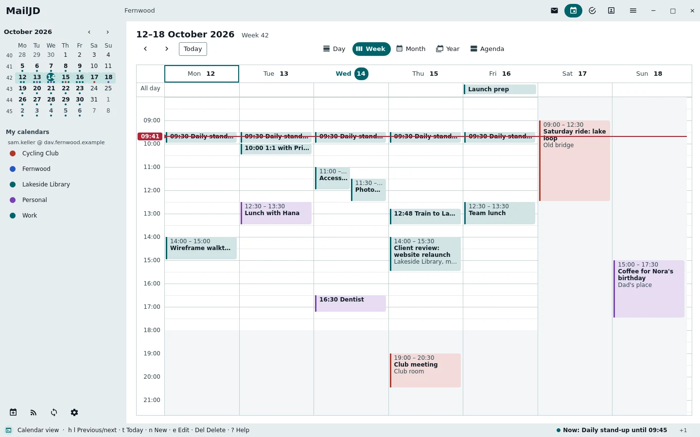 Calendar week view with coloured appointments for work, personal life and the cycling club. Light theme.